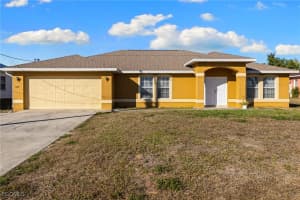 1207 Kismet Parkway, Cape Coral, FL 33993 - MLS#2026003435