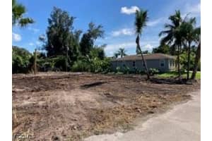 10520 Canal Street, Fort Myers, FL 33908 - MLS#2026003465