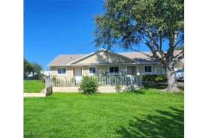 1209 Diplomat Pkwy E 1, Cape Coral