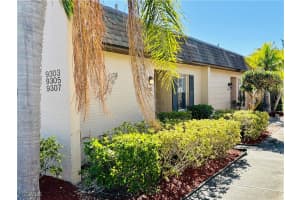 9303 Lennox Lane, Fort Myers, FL 33919 - MLS#2026003526