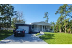 3811 15TH Street, Lehigh Acres, FL 33971 - MLS#2026003589