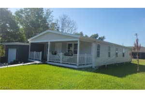 3811 15TH Street, Lehigh Acres, FL 33971 - MLS#2026003589