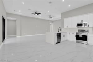 947 Gable Street, Lehigh Acres, FL 33974 - MLS#2026003608