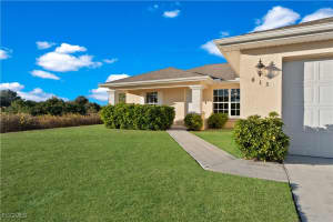 615 Chavers Street, Lehigh Acres, FL 33974 - MLS#2026003644