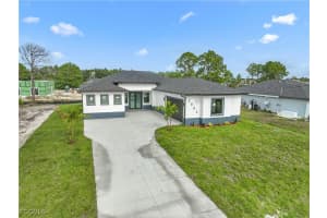 2902 42nd Street, Lehigh Acres, FL 33971 - MLS#2026003659