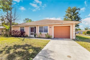 2301 Hibiscus Rd, Fort Myers