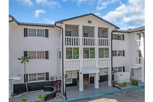 3704 Broadway 303, Fort Myers, FL 33901 - MLS#2026003670