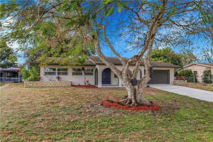 203 Lowry Ave, Lehigh Acres