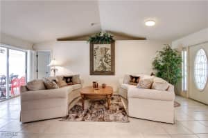 2201 17th Place, Cape Coral, FL 33990 - MLS#2026003765