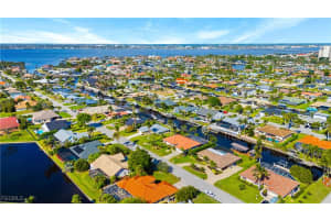 1011 Town And River Drive, Fort Myers, FL 33919 - MLS#2026003903