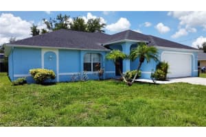 2202 Sw 2nd Ter, Cape Coral