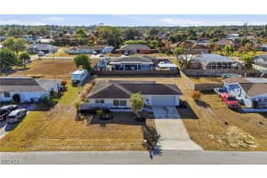 312 Hollywood St, Lehigh Acres, FL 33936 - MLS#2026004113