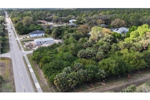 304 6th Street, Lehigh Acres, FL 33972 - MLS#2026004137
