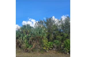 618 Lake Avenue, Lehigh Acres, FL 33972 - MLS#2026004295