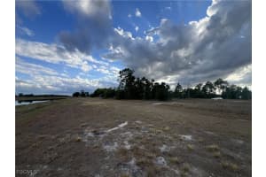 1053 Naples Avenue, Lehigh Acres, FL 33974 - MLS#2026004342