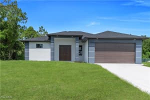 2902 4th St Sw, Lehigh Acres