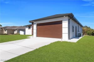 2902 4Th Street, Lehigh Acres, FL 33976 - MLS#2026004349