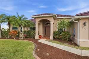 927 28th Terrace, Cape Coral, FL 33914 - MLS#2026004404