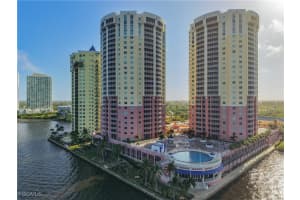 2745 1st St 111, Fort Myers