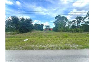 2519 38th Street, Lehigh Acres, FL 33976 - MLS#2026004498
