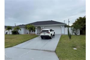 1520 Se 20th Ct, Cape Coral