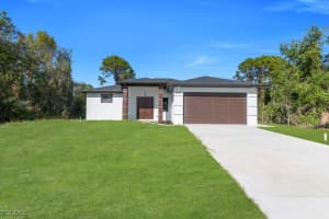 4306 2nd St Sw, Lehigh Acres