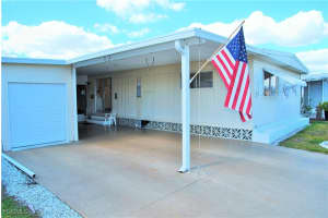 189 Nicklaus Boulevard, North Fort Myers, FL 33903 - MLS#2026004635