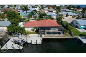 2701 Bruce St, Matlacha