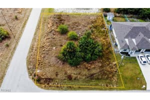 364 Poplar Street, Lehigh Acres, FL 33974 - MLS#2026004687