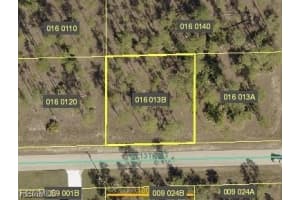 2005 13th Street, Lehigh Acres, FL 33972 - MLS#2026004714