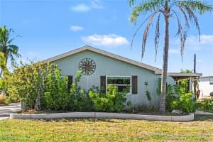 2753 Ibis Court, St James City, FL 33956 - MLS#2026004853