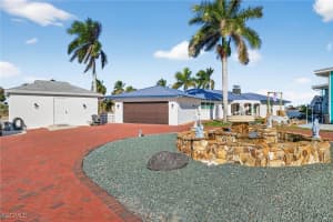 867 Oak Street, Fort Myers Beach, FL 33931 - MLS#2026004899