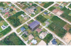 2617 10th Street, Lehigh Acres, FL 33976 - MLS#2026005060