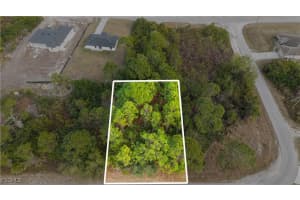 373 Butler Avenue, Lehigh Acres, FL 33974 - MLS#2026005137