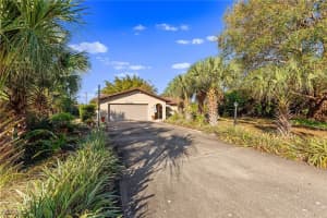 1115 Hibiscus Ave, Lehigh Acres