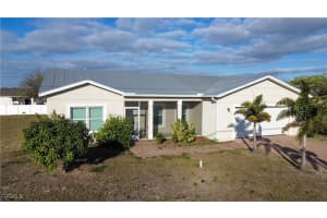 1034 Andalusia Blvd, Cape Coral
