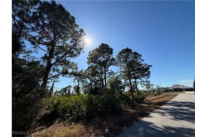 4303 33rd Street, Lehigh Acres, FL 33976 - MLS#2026005251