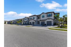 14253 Pine Lodge Ln, Fort Myers