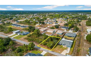 2602 39th Street, Lehigh Acres, FL 33971 - MLS#2026005356