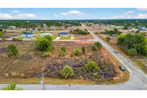 733 Euston Avenue, Lehigh Acres, FL 33974 - MLS#2026005361