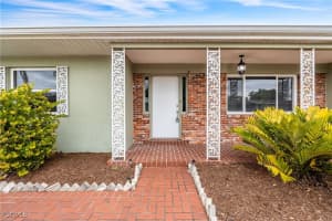 2307 Flora Avenue, Fort Myers, FL 33907 - MLS#2026005408