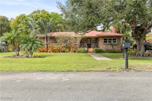 719 Poinsettia St, Clewiston