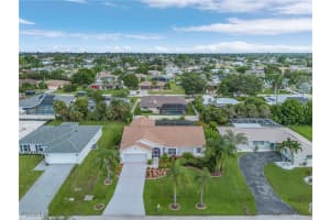 527 36th Street, Cape Coral, FL 33904 - MLS#2026005495