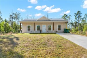 27141 Alhambra Dr, Punta Gorda