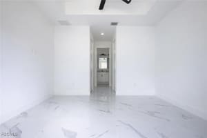 3901 E 19th St, Lehigh Acres, FL 33013 - MLS#2026005511