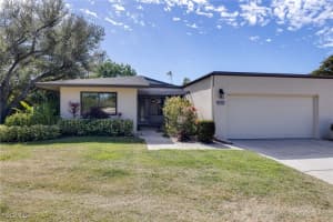 5824 Wild Fig Ln, Fort Myers