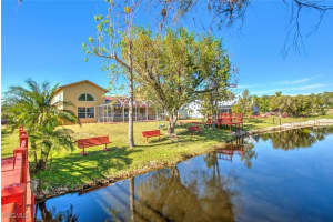 17236 Castleview Dr, North Fort Myers