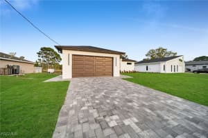 5304 Anita Avenue, Lehigh Acres, FL 33971 - MLS#2026005634