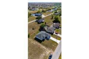 2124 28th Street, Cape Coral, FL 33909 - MLS#2026005640