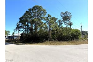 715 Bedford Drive, Lehigh Acres, FL 33974 - MLS#2026005773